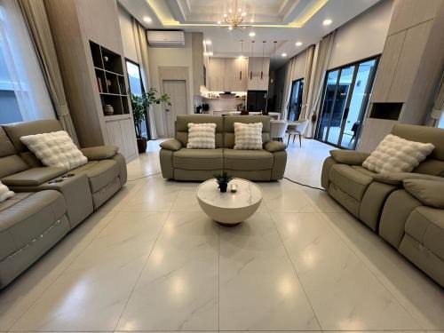 Nong Prue Villa | Pattaya Dream Pool villa