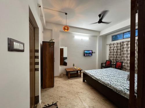 Sualkuchi House | Pauls inn