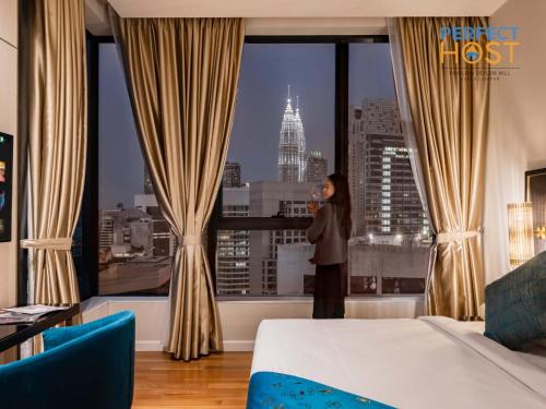 Golden Triangle Apartment | Pavilion Ceylon Hill Suites, Bukit Bintang by Perfect Host