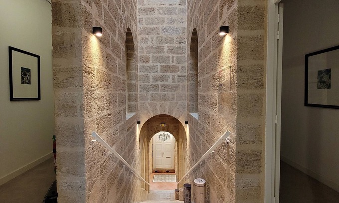 Lussac House | PAVILLON DES MILLESIMES
