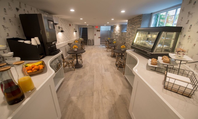 Historic Hill Bed & Breakfast | Paws on Pelham