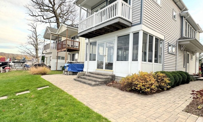 Livonia Center Cottage | Peace and Enjoyment on Conesus Lake