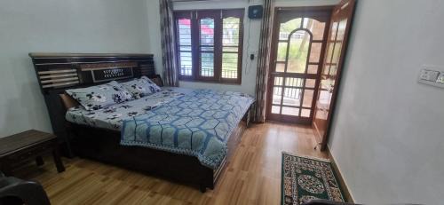 Sidhpur Bed & Breakfast | Peace Yard