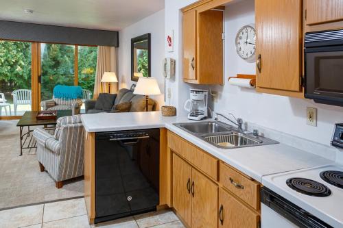 Fish Creek House | Peacefield at The Hilltop C-4 by Simple Life Rentals