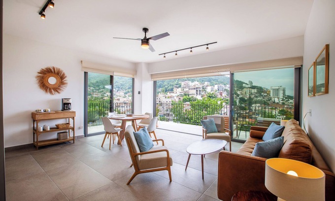 El Caloso Condo | Peaceful 2BR w/Pools, Gym & Bar