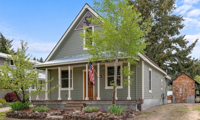 Roslyn House | Peaceful 3-bedroom house in Roslyn with AC, WiFi