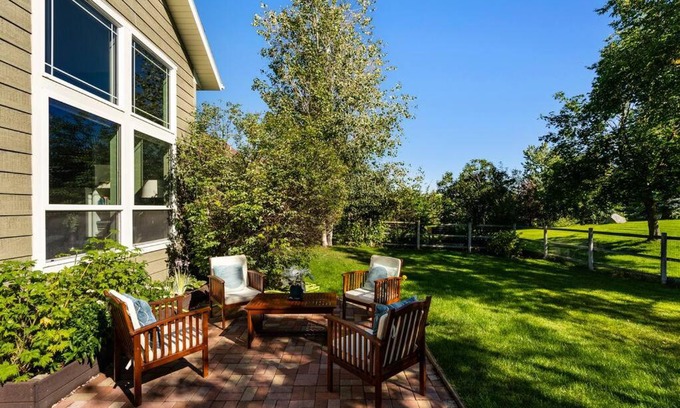 Harvest Creek House | Peaceful 3BD in heart of Bozeman
