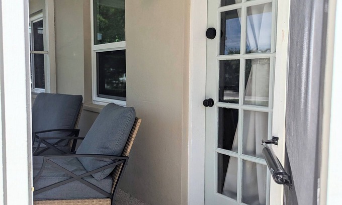 Central Sarasota Villa | Peaceful Beach Home Fully Equipped!