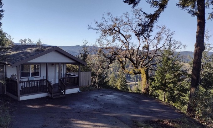 Benbow House | Peaceful Benbow Escape