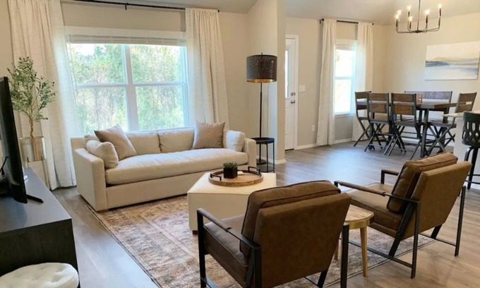 Bentonville - Fayetteville House | Peaceful home, conveniently located!