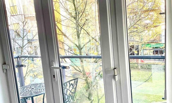 Hatfield Apartment | Peaceful Impeccable 2-bed Apartment in Hatfield