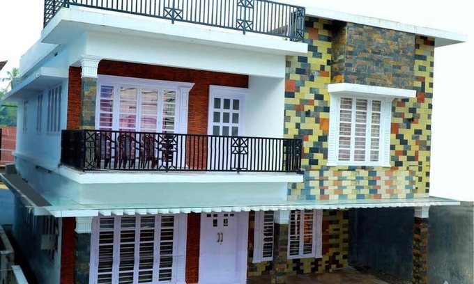 Kochi Villa | Peaceful Living Suite