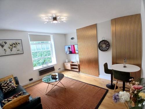 Vassall Apartment | Peaceful Moira - 2 Bedroom flat between Brixton and Kennington 10mins to Central London