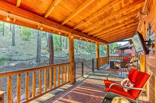 Show Low House | Peaceful Pines Cabin about 3 Mi to Fool Hollow Lake!