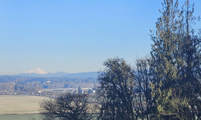 Cathcart House | Peaceful place with 360 views of the town