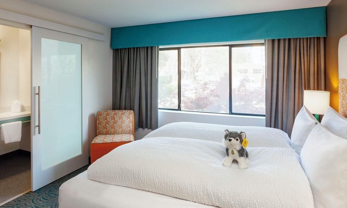 University District Hotel | Peaceful Seattle Spot | Ideal for Couple: Bustling University Village