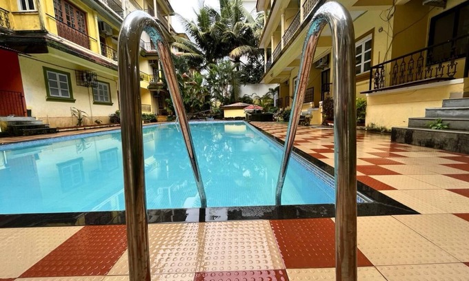 Candolim Apartment | Peaceful stay 1bhk apartment with pool