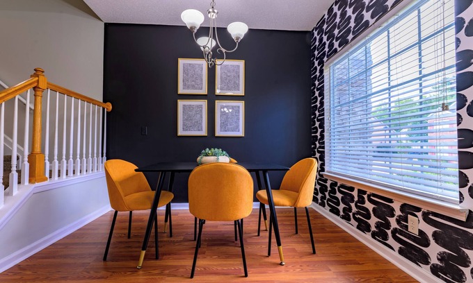 Cliftondale House | Peaceful townhome in vibrant Atlanta - 20 Minutes from Downtown