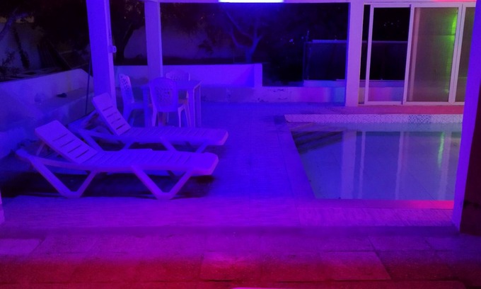 Sedghiane Villa | Peaceful villa with pool