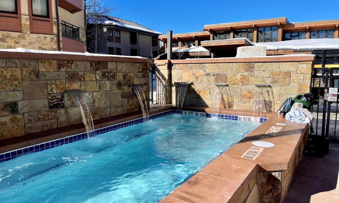 Peak 9 Apartment | Peak 9 Studio of Dreams