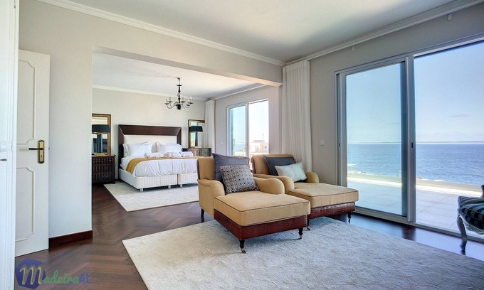 Porto Moniz House | PEARLS BEACH VILLA