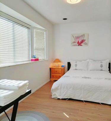 Hastings House | Pender Home