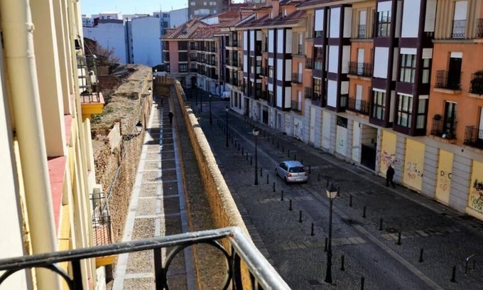 Old Town House | Pensión Sandoval by gaiarooms