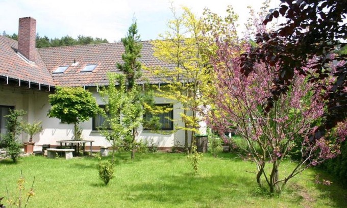 Wolfsbach House | Pension Haus zum Schlehenberg