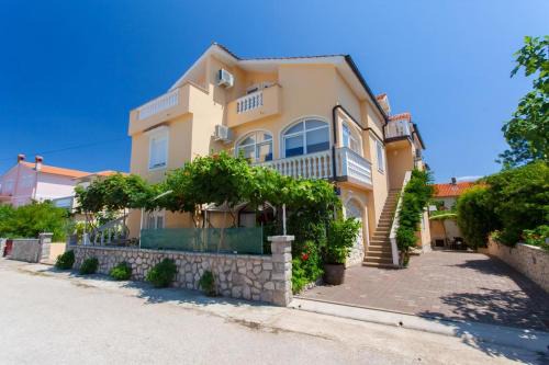 Silo Apartment | Pension Tina App 1