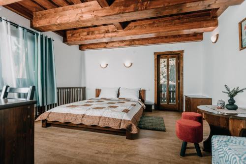 Gheorgheni Bed & Breakfast | Pensiune și Camping Patru - Gheorgheni