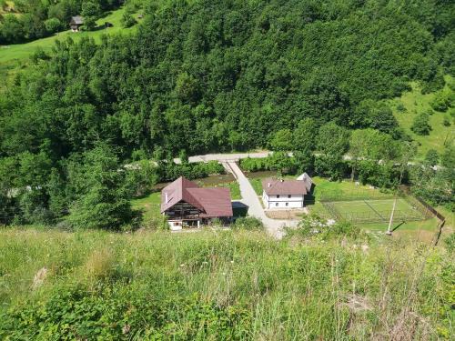 Rebra Apartment | Pensiune agroturistica "LA MOARA"