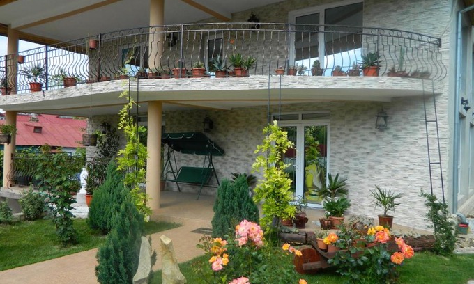 Mahmudia House | Pensiunea Casa Cornelia Mahmudia
