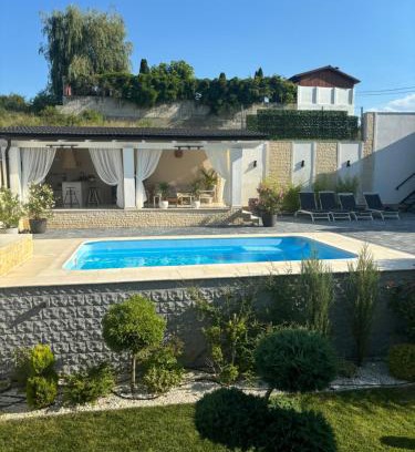 Archia House | Pensiunea Coralia