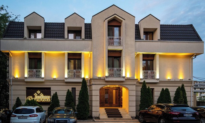 Nord-Est House | Pensiunea Crystal