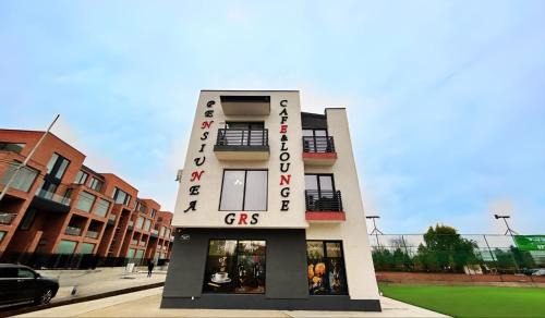 Tunari House | Pensiunea GRS Tunari