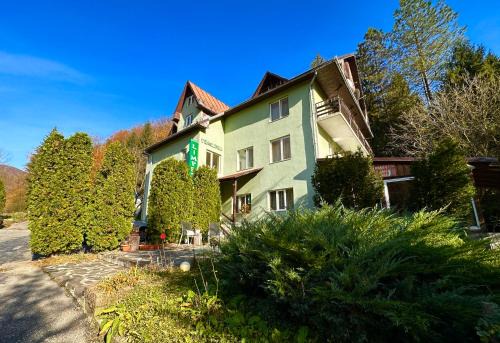 Baia-Sprie House | Pensiunea Limpedea