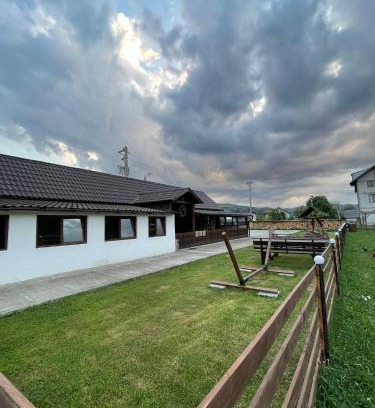 Viseu de Jos Cabin | Pensiunea Lucica