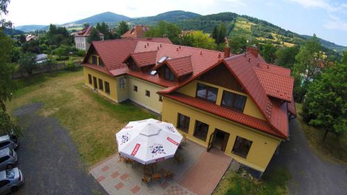 Stronie Slaskie Bed & Breakfast | Pensjonat Lew Jaskiniowy