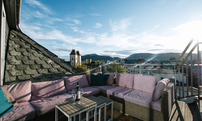 Bergenhus Apartment | Penthouse Apartment