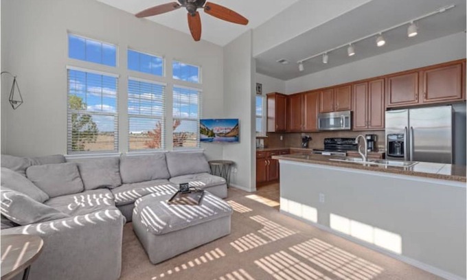 Meridian House | Penthouse Comfort in Dove Valley!