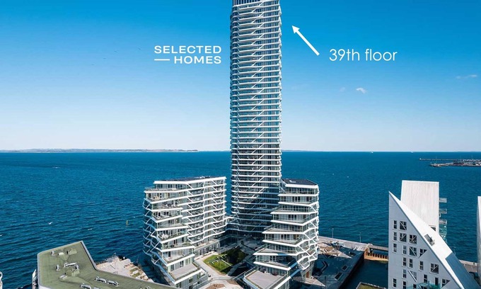 Aarhus C Apartment | Penthouse paradise on 39th floor