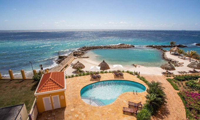 Nieuw Nederland Condo | Penthouse The Beach 4A, spectacular sea views!
