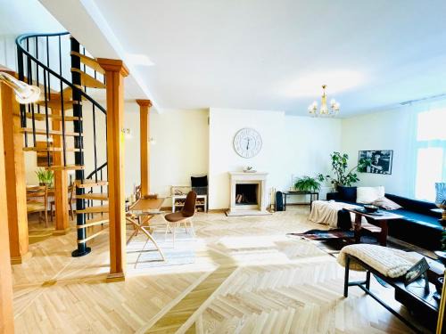 Old Town Apartment | Penthouse with Private Rooftop