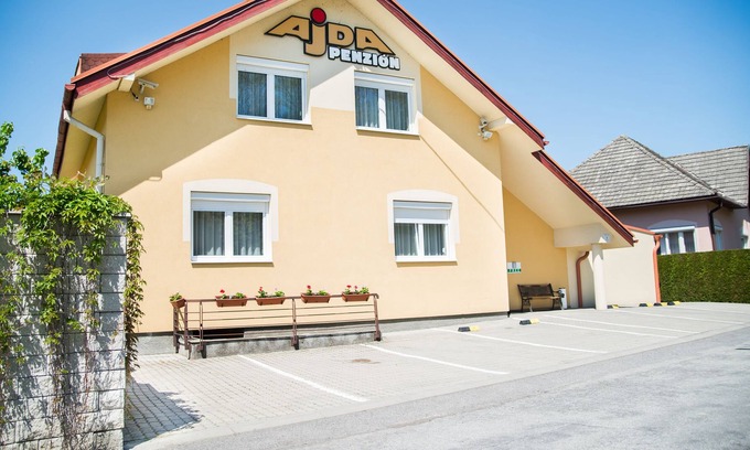 Liptovsky Mikulas House | Penzión Ajda