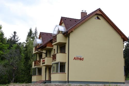 Lubovnianske Kupele House | Penzión Alfréd