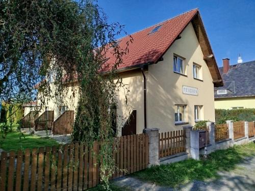 Frantiskovy Lazne House | Penzion Žírovice