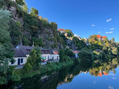 Bechyne House | Penzion Pod Skalou