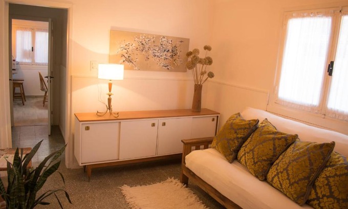 Carhue Apartment | Peonias