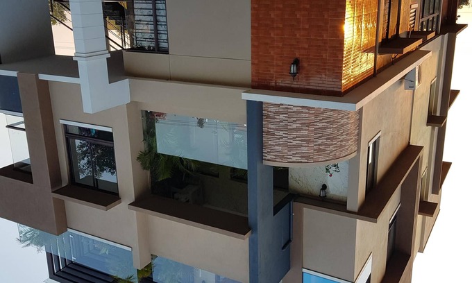 Yelahanka House | Percect Stay for Tourists or Business vistors