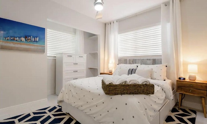 Lauderdale Beach Apartment | Perfect Beach Escape 1BD/1Bath Close to Everything